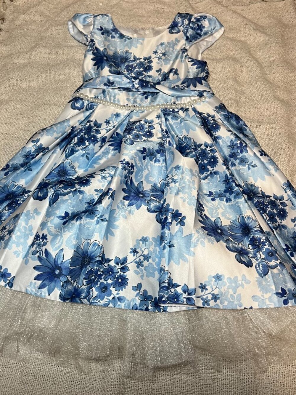 Girls' formal party dress featuring a classic fit-and-flare silhouette, size 8